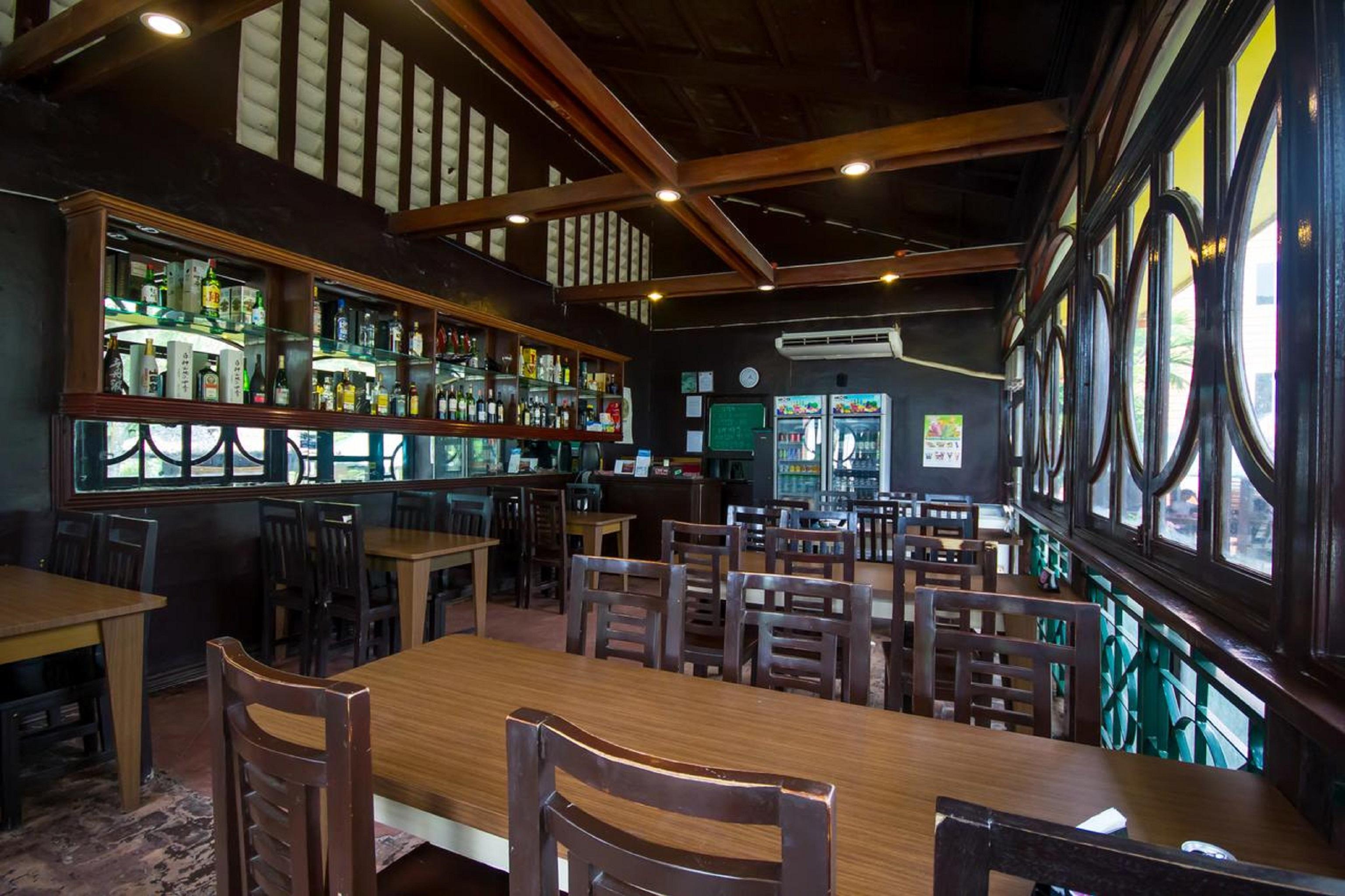 Microtel By Wyndham Eagle Ridge General Trias  Extérieur photo