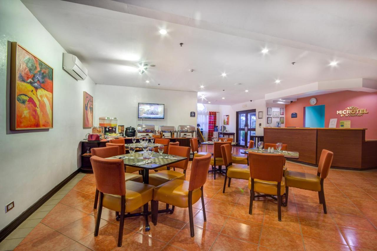 Microtel By Wyndham Eagle Ridge General Trias  Extérieur photo